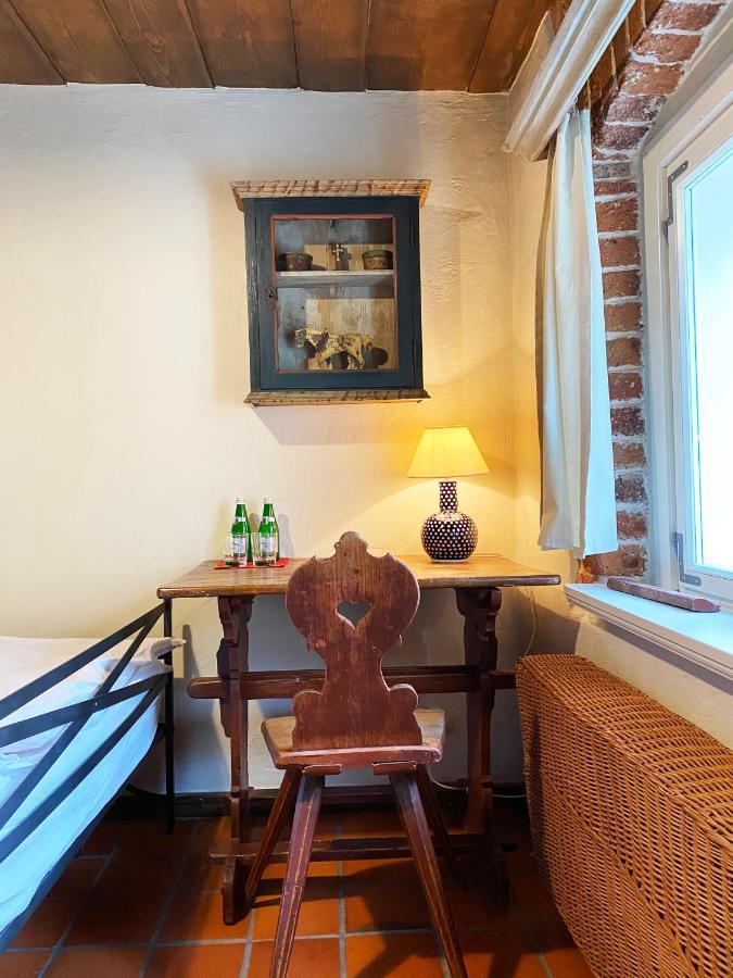 Apartamento Dom Tkacza Pieszyce Exterior foto